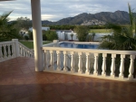 Blick von der Terrasse des Haupthauses